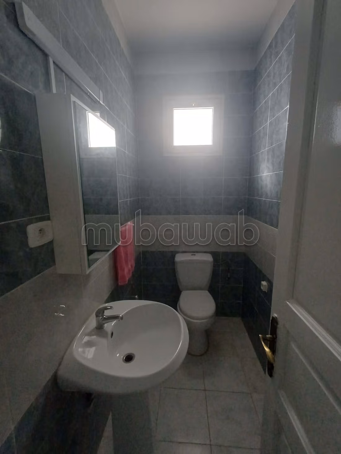 A louer etage de villa ennasee