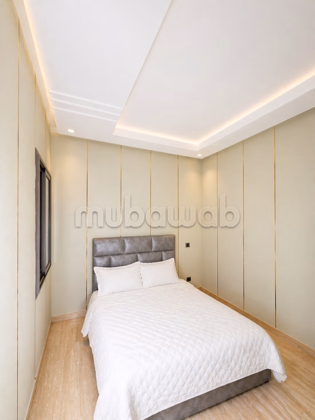 Apparemment à vendre 3min de casa voyageurs