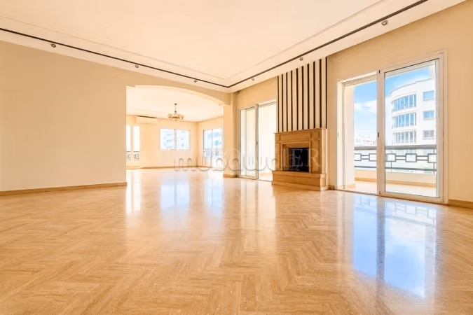 Vendita Superbo Appartamento 204m2 3 Camere con terrazza Racine, Casablanca