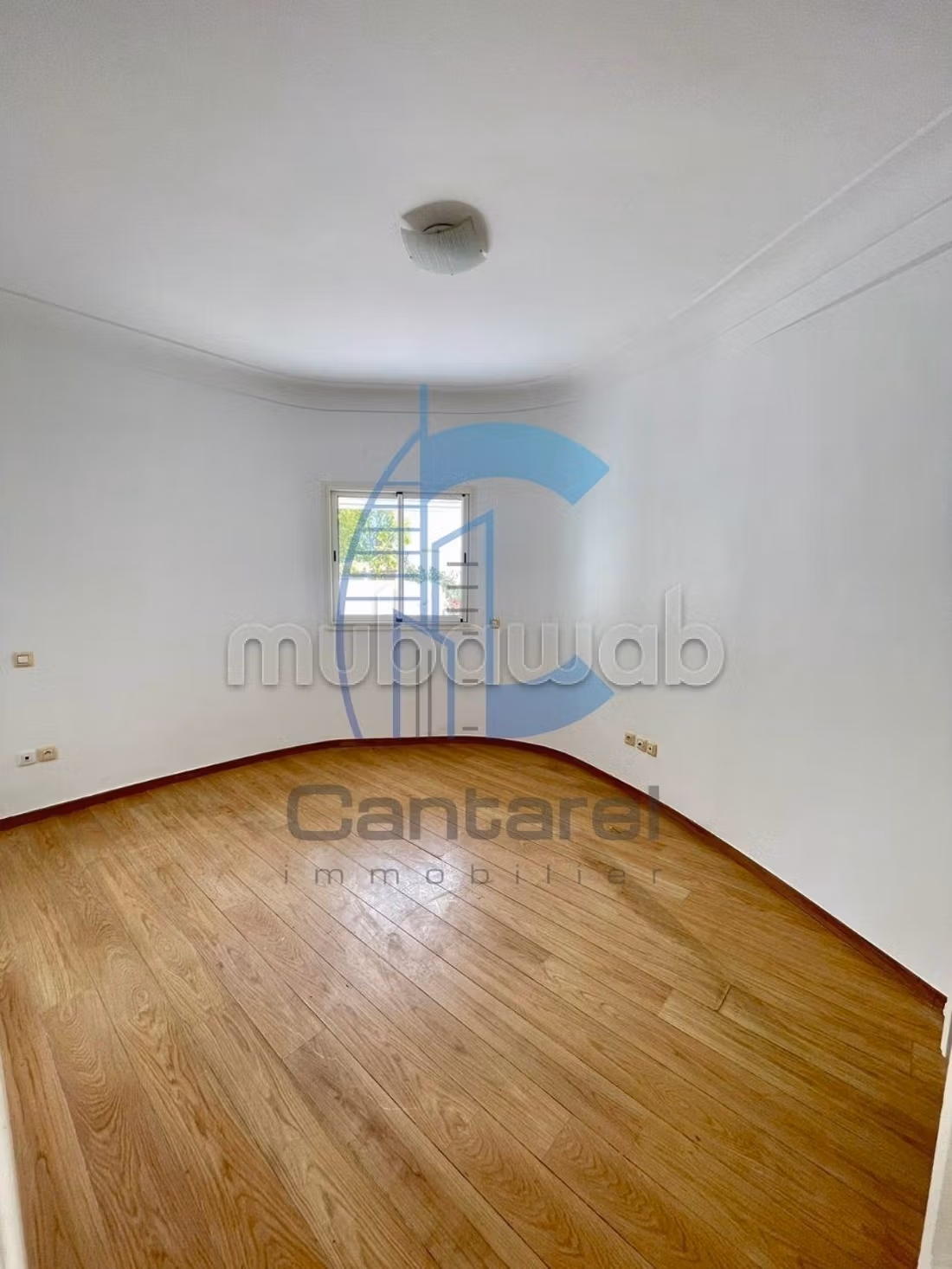 Magnifique villa vide en vente ain diab