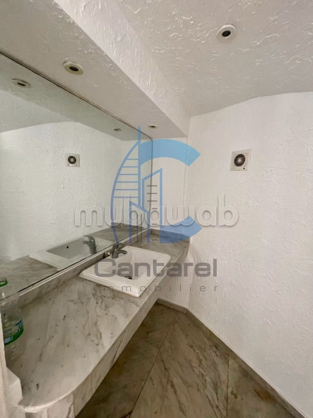 Magnifique villa vide en vente ain diab