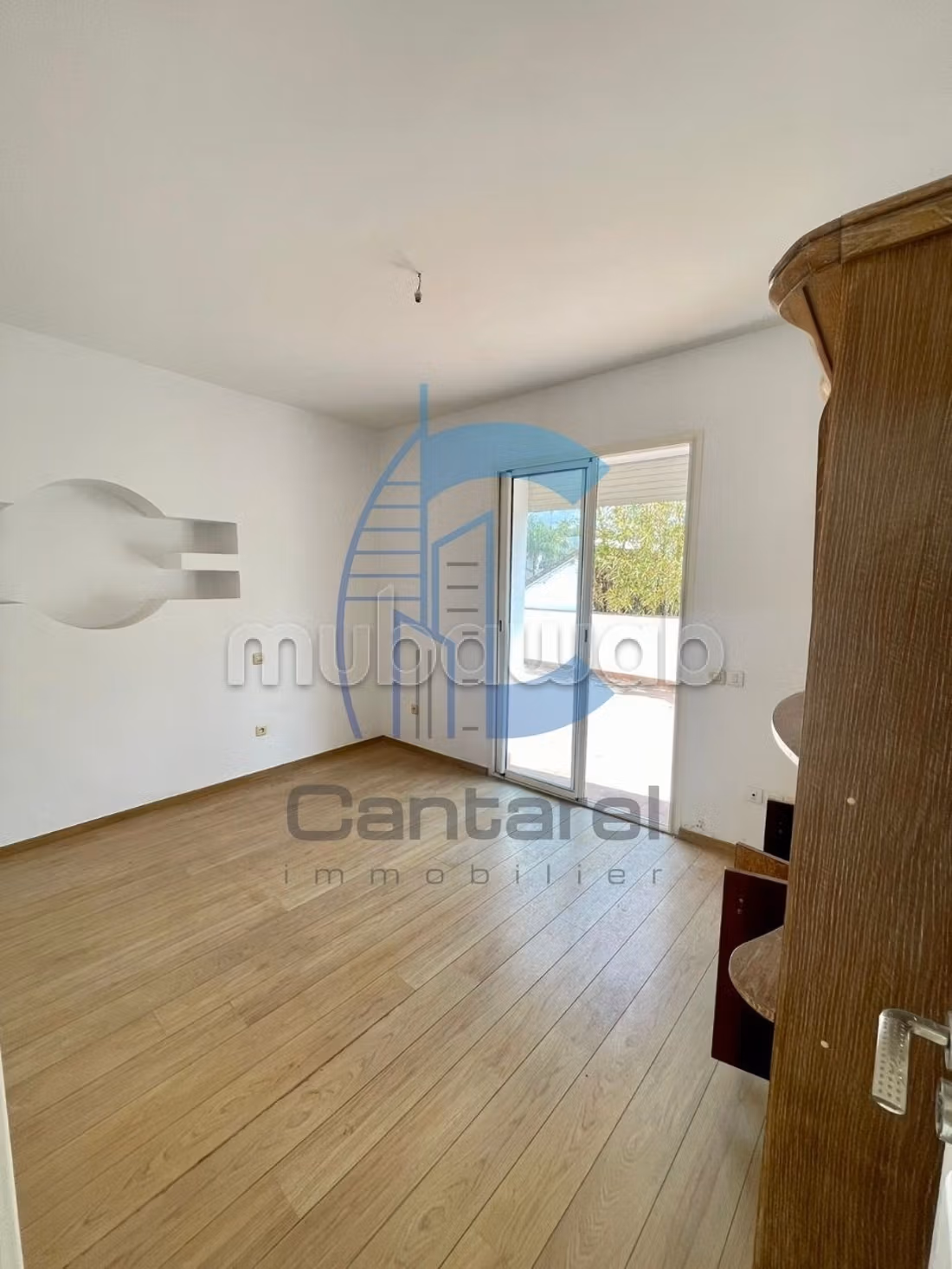 Magnifique villa vide en vente ain diab