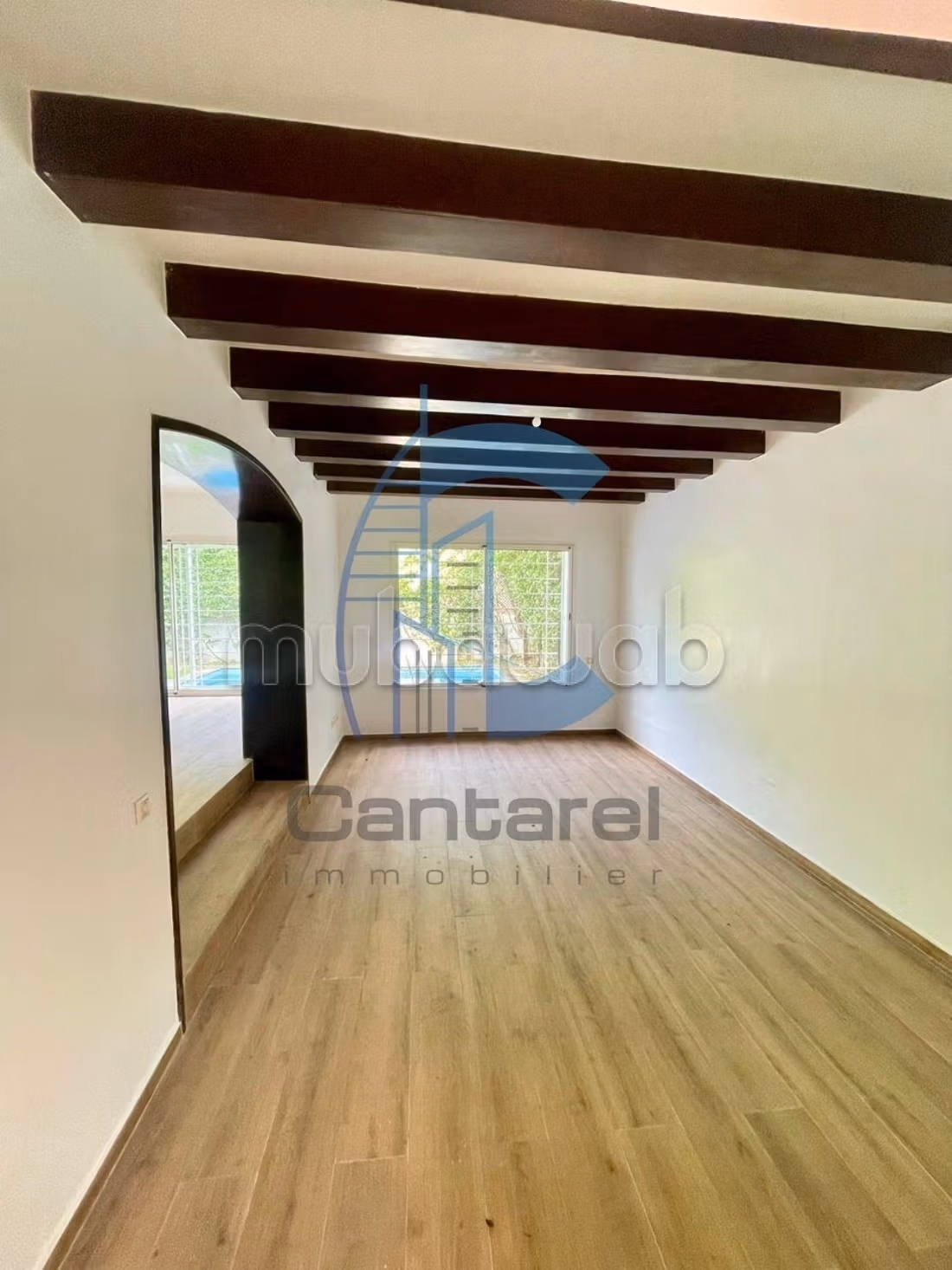 Magnifique villa vide en vente ain diab