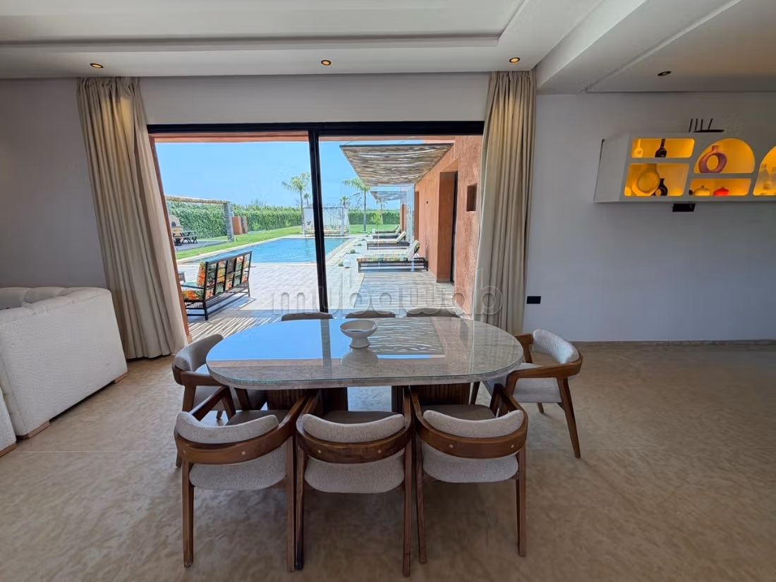 Villa nuova intitolata sulla strada D'ourika