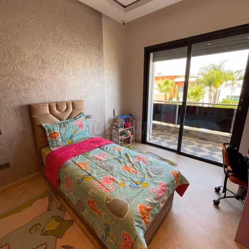 Villa Te Koop van 390.0 m² in Casablanca, Ain Chock