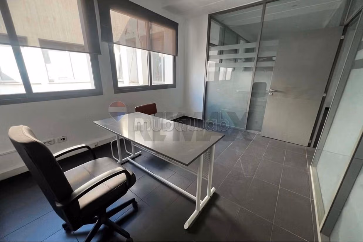 Ufficio di 270 m² in affitto a La Marsa