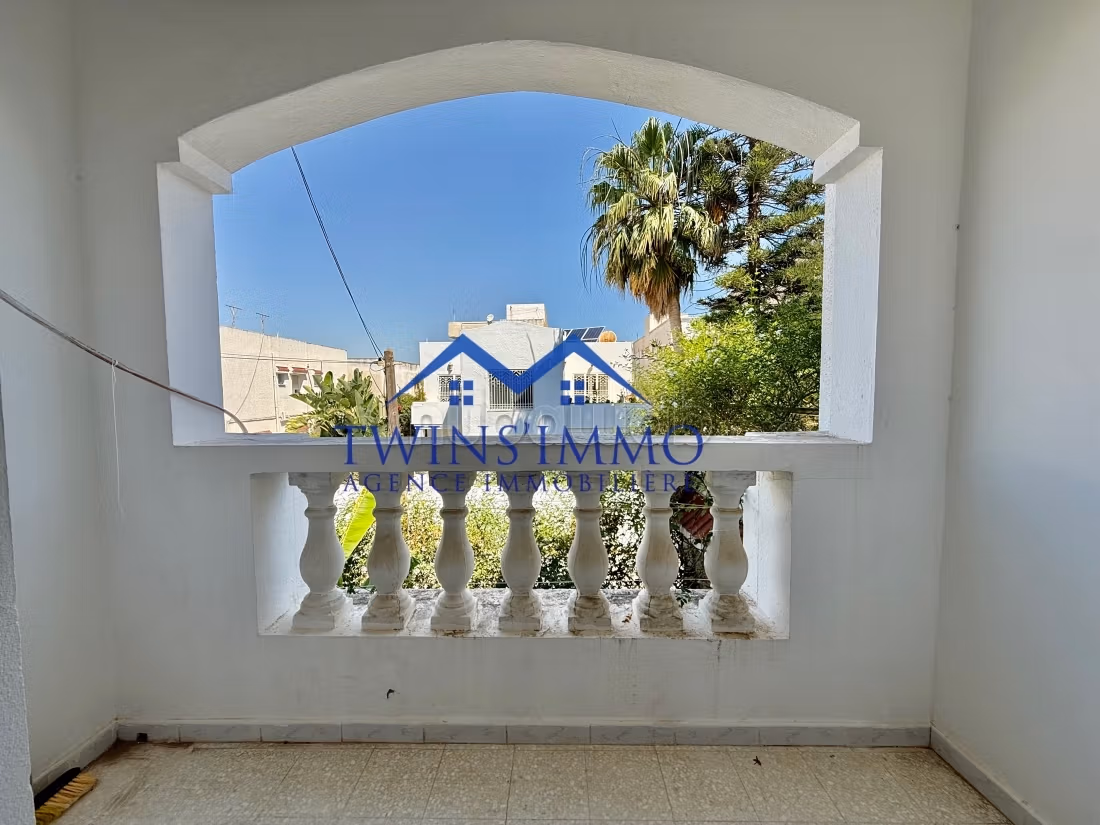 Étage de villa S2 meublé