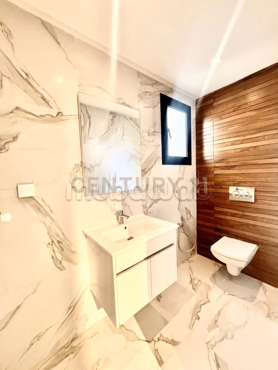 IN AFFITTO - Duplex S3 con piscina