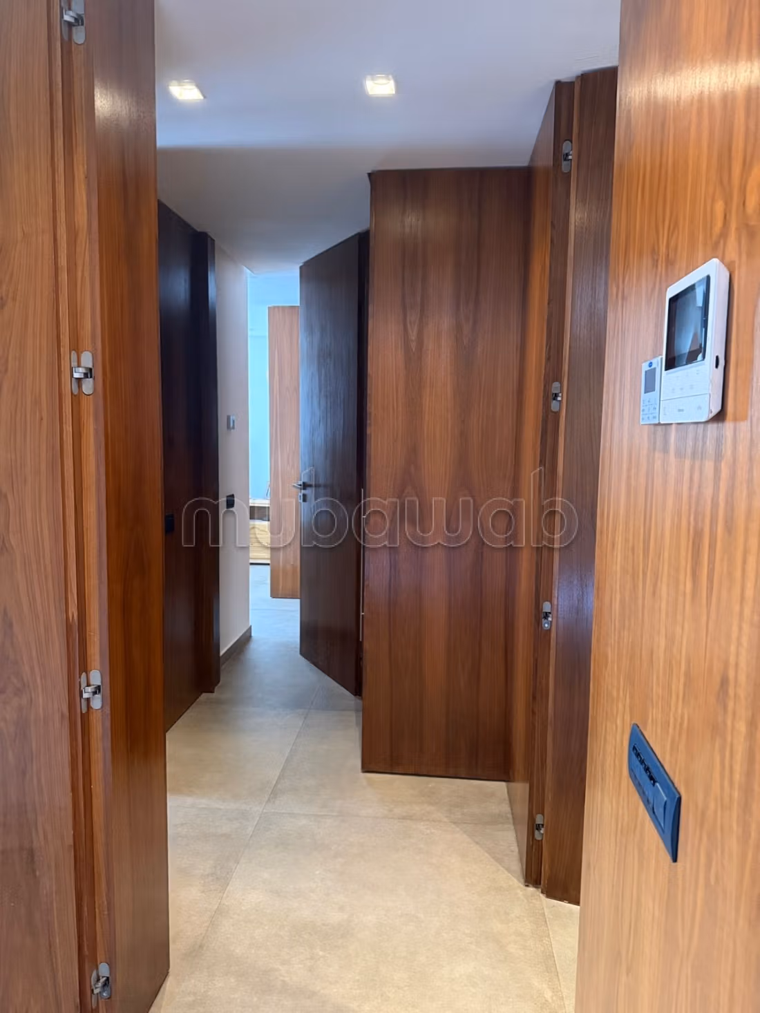 High-end apartment for long-term rental