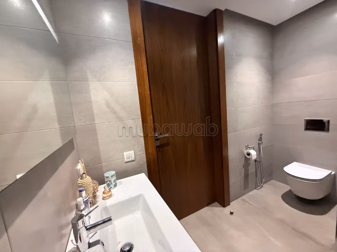 High-end apartment for long-term rental