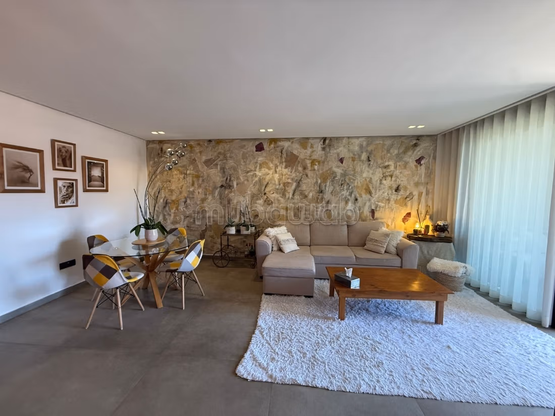 High-end apartment for long-term rental
