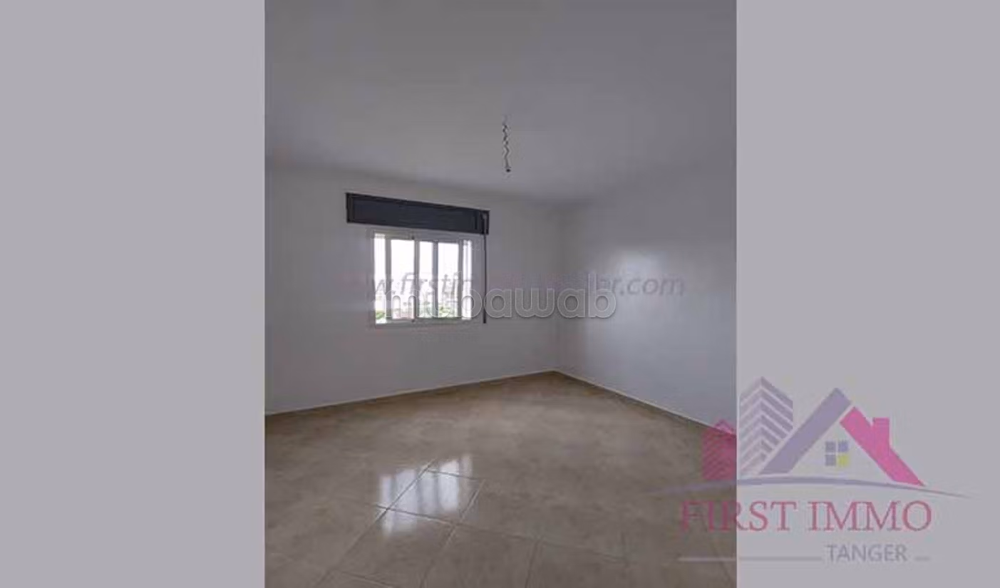 Heldere Appartement Te Koop Dichtbij de Vrije Zone