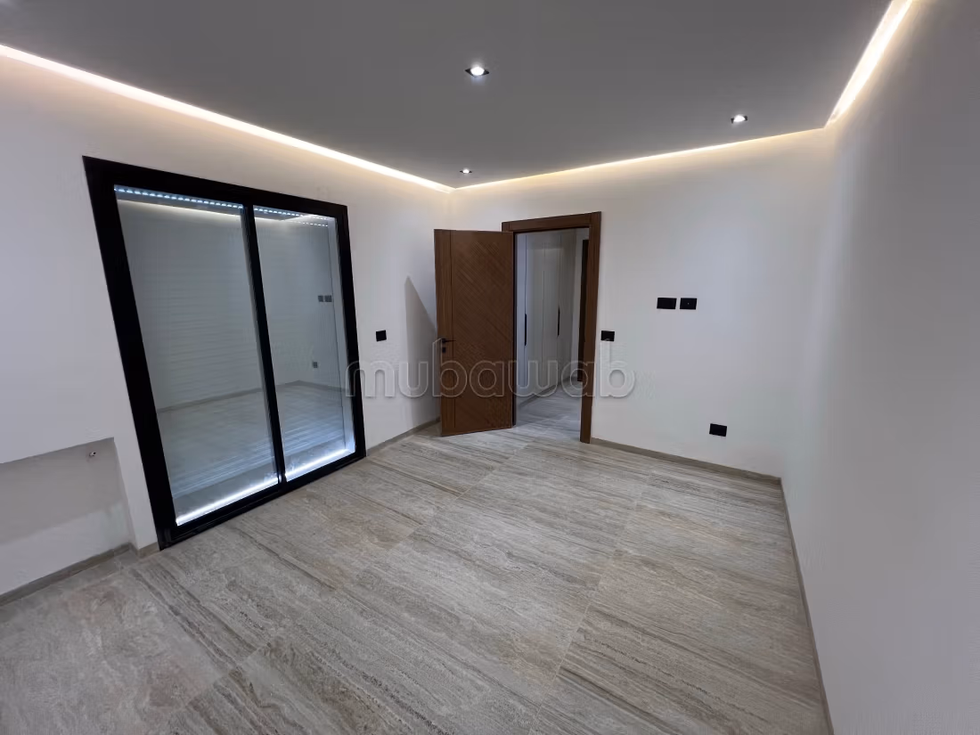 Appartamento in vendita. 1 camera. Porta blindata e residenza sicura