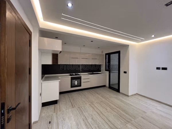 Apartment for sale. 1 bedroom. Security door and secure residence