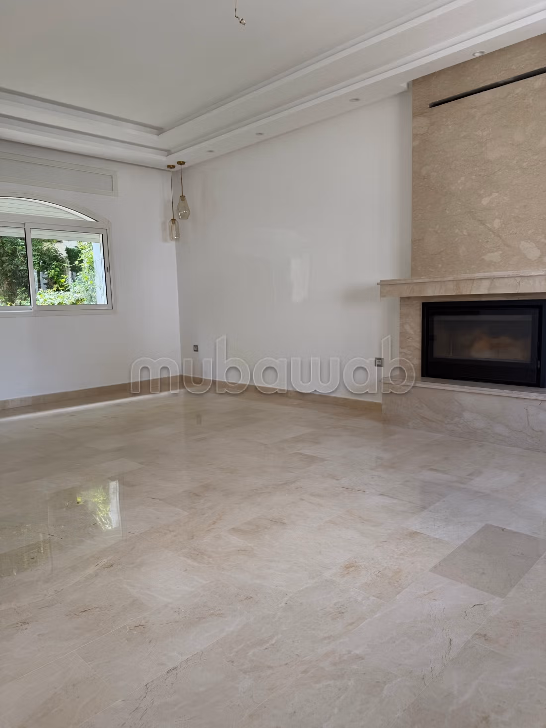 Location luxury villa at Du Golf. 4 comfortable rooms. Residence with concierge, general air conditioning
