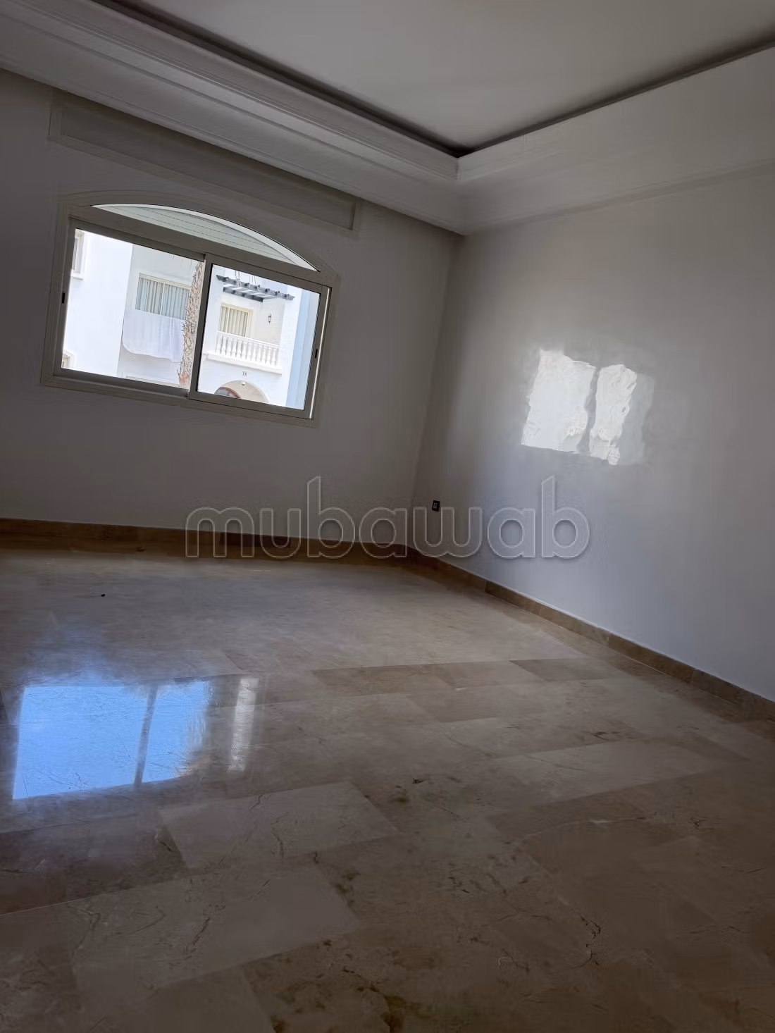 Location luxury villa at Du Golf. 4 comfortable rooms. Residence with concierge, general air conditioning