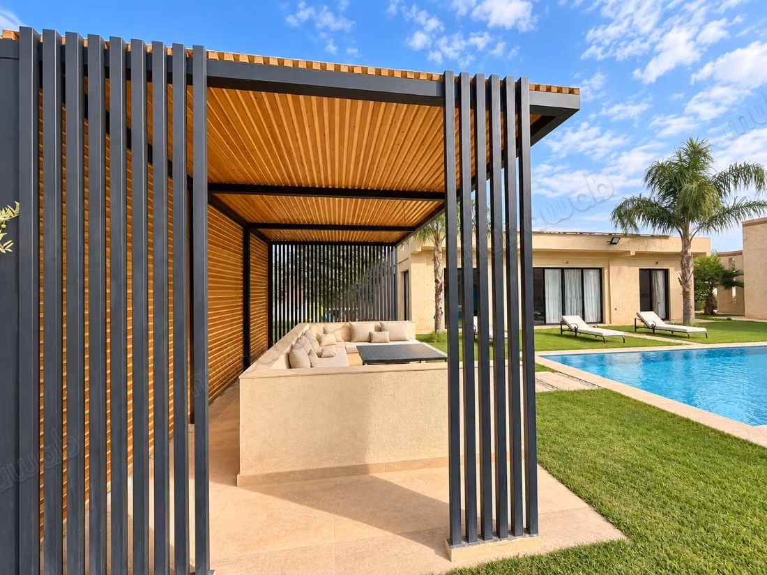Private Oasis: 4-Bedroom Villa & Private Pool