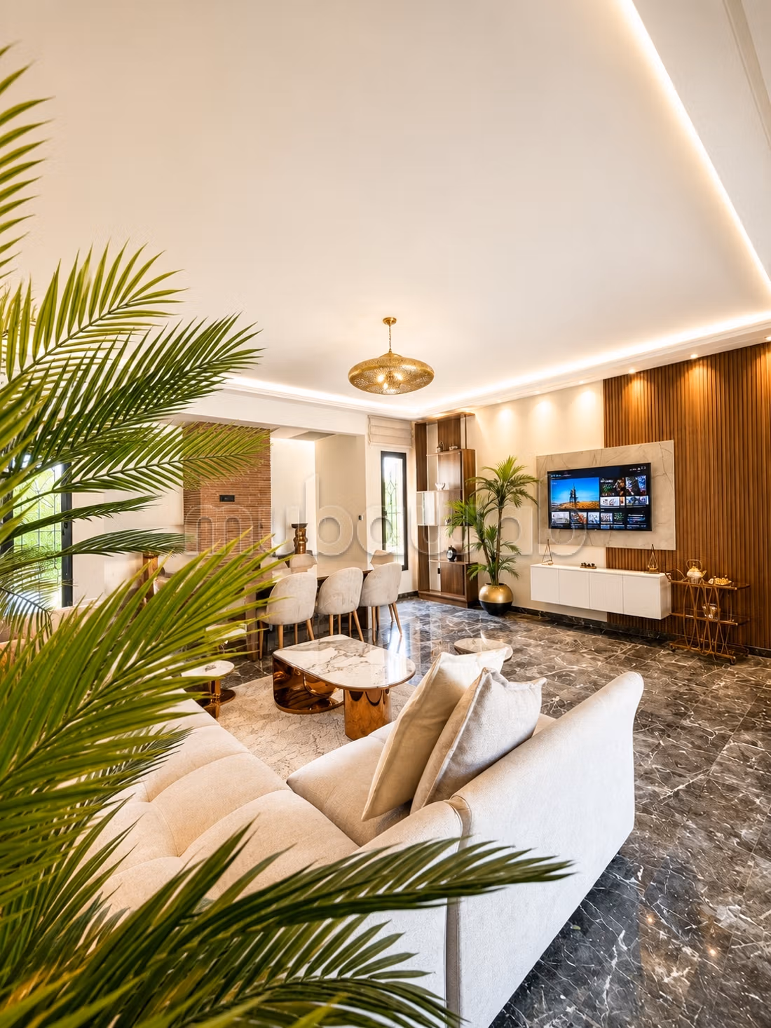 Private Oasis: 4-Bedroom Villa & Private Pool