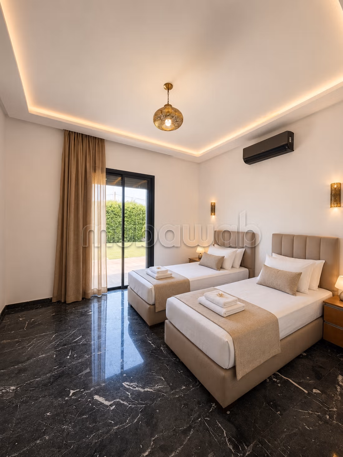 Private Oasis: 4-Bedroom Villa & Private Pool