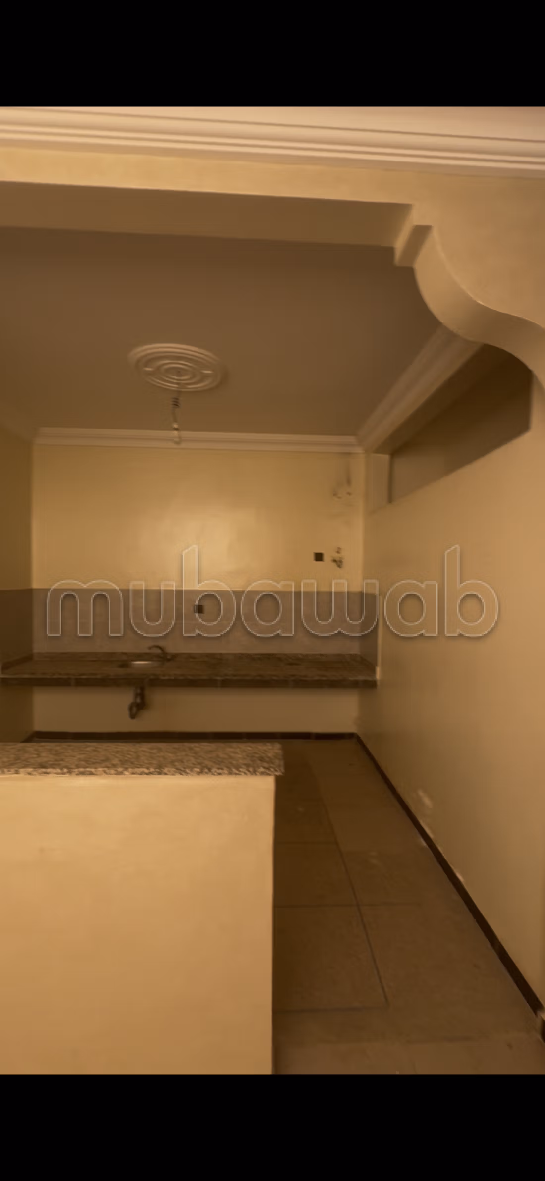 Maison à la vente à Aït Iaaza. 
5 belles chambres. 
Double vitrage et porte blindée