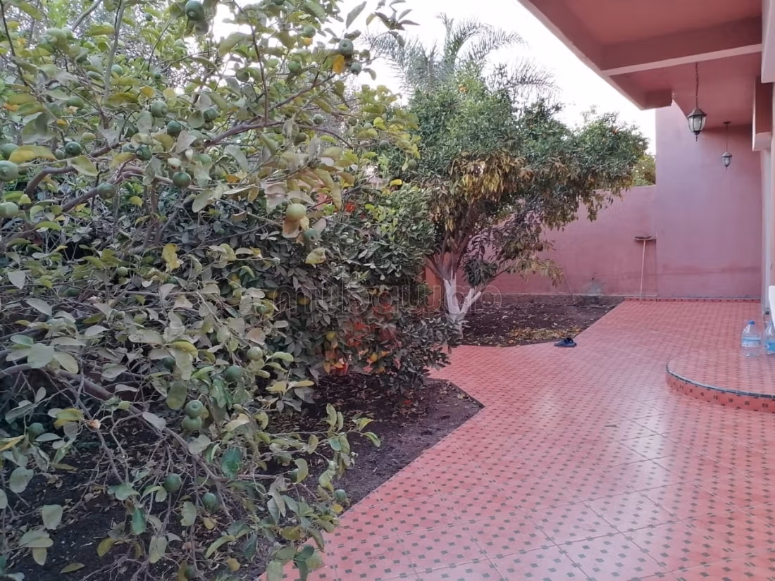 En venta Villa de 330 m² con gran jardín en Safi