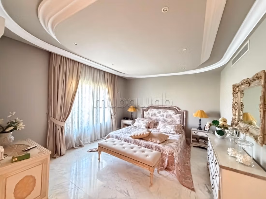 A louer villa moderne meublée avec piscine à El Menzah 1