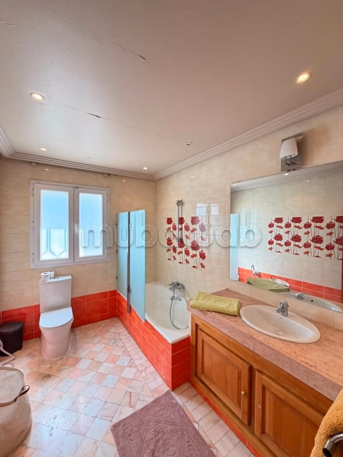 A louer villa moderne meublée avec piscine à El Menzah 1