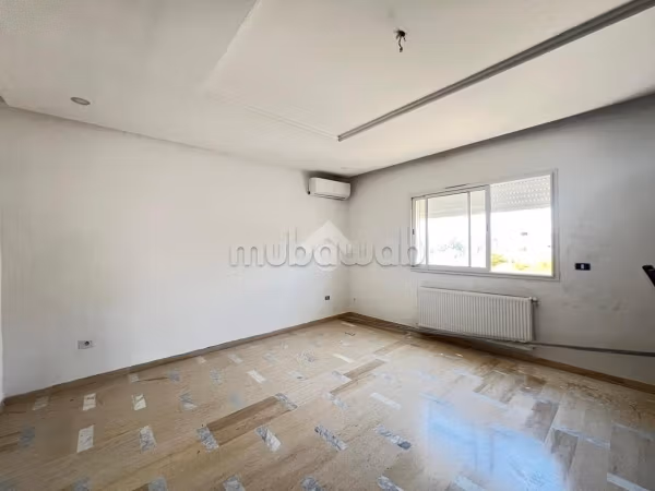 طابق فيلا للإيجار