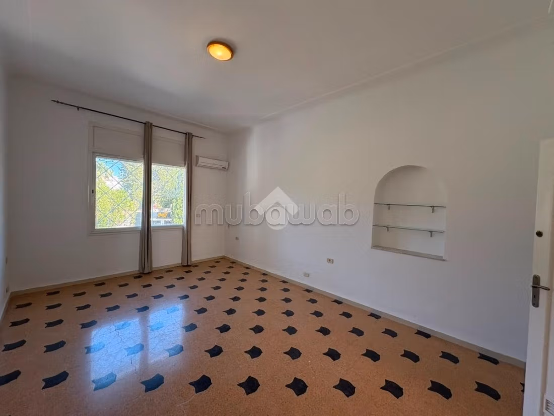 Villa indipendente in affitto