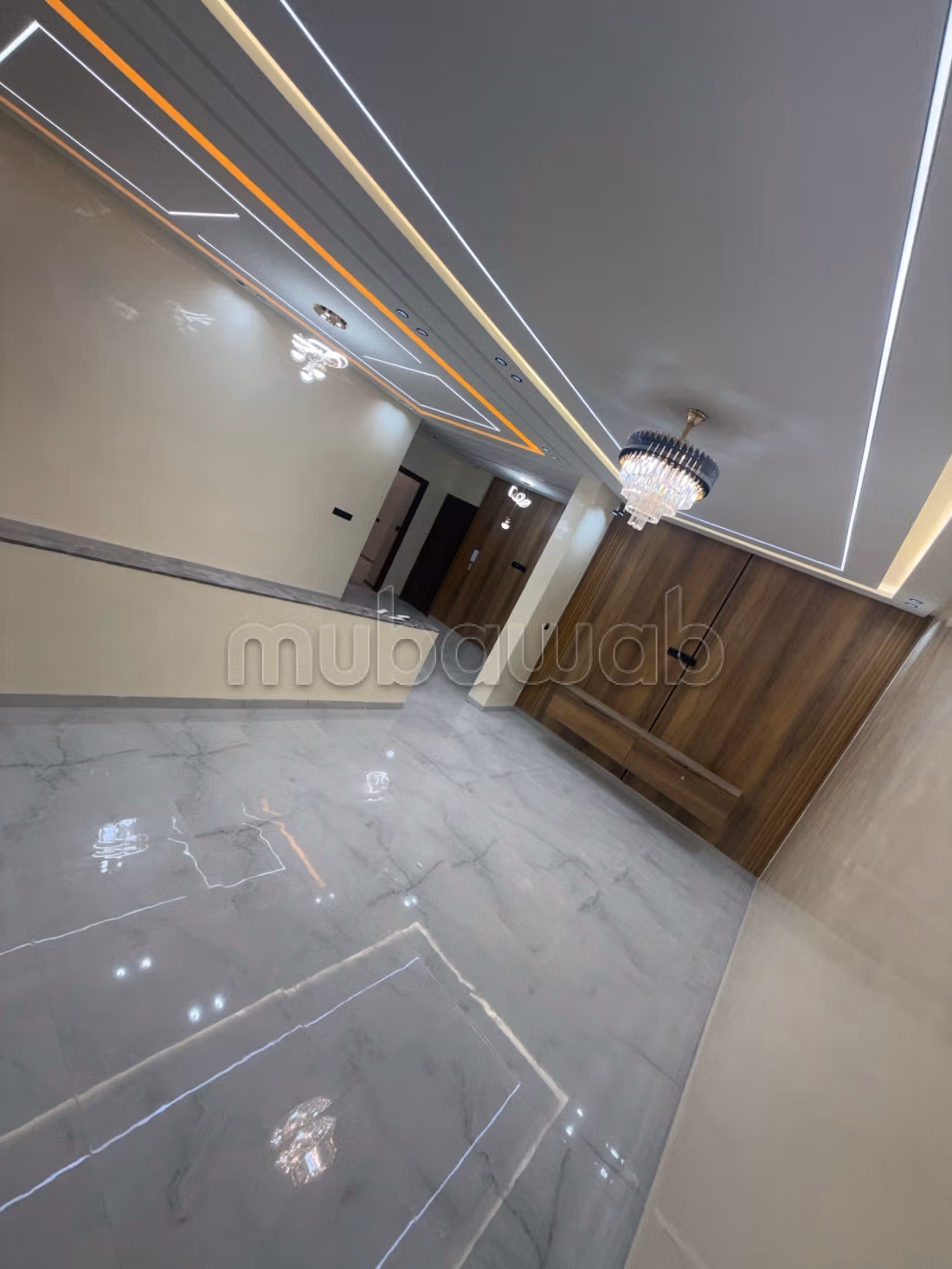 Vend appartement à Marjane. 
3 chambres agréables. 
Fenêtres avec double vitrage et porte blindée