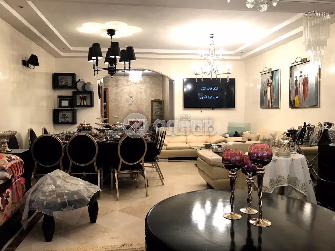 Apartamento en venta de 143 m², 3 habitaciones Hamria Meknès
