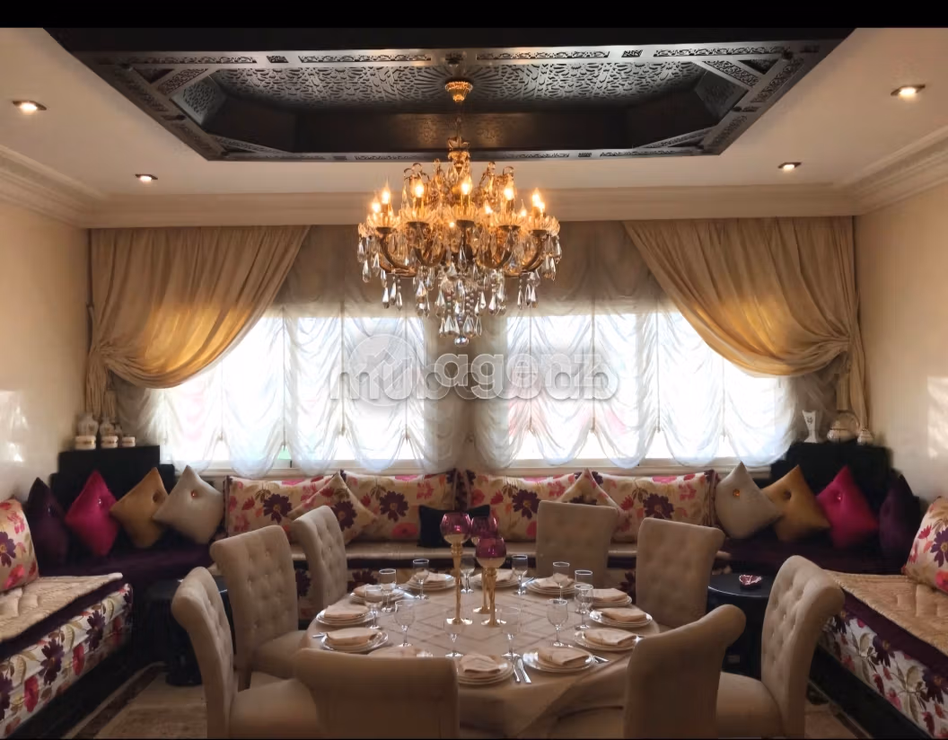 Apartamento en venta de 143 m², 3 habitaciones Hamria Meknès