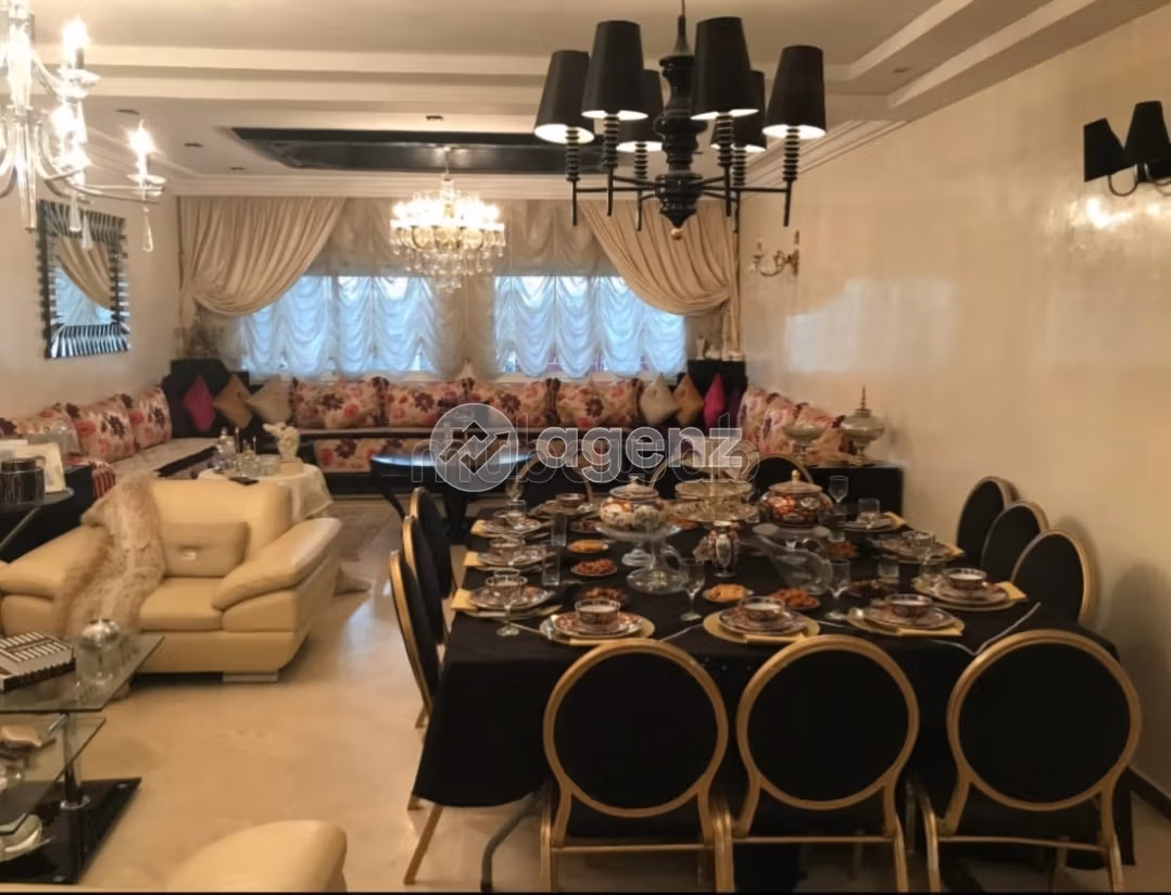 Apartamento en venta de 143 m², 3 habitaciones Hamria Meknès