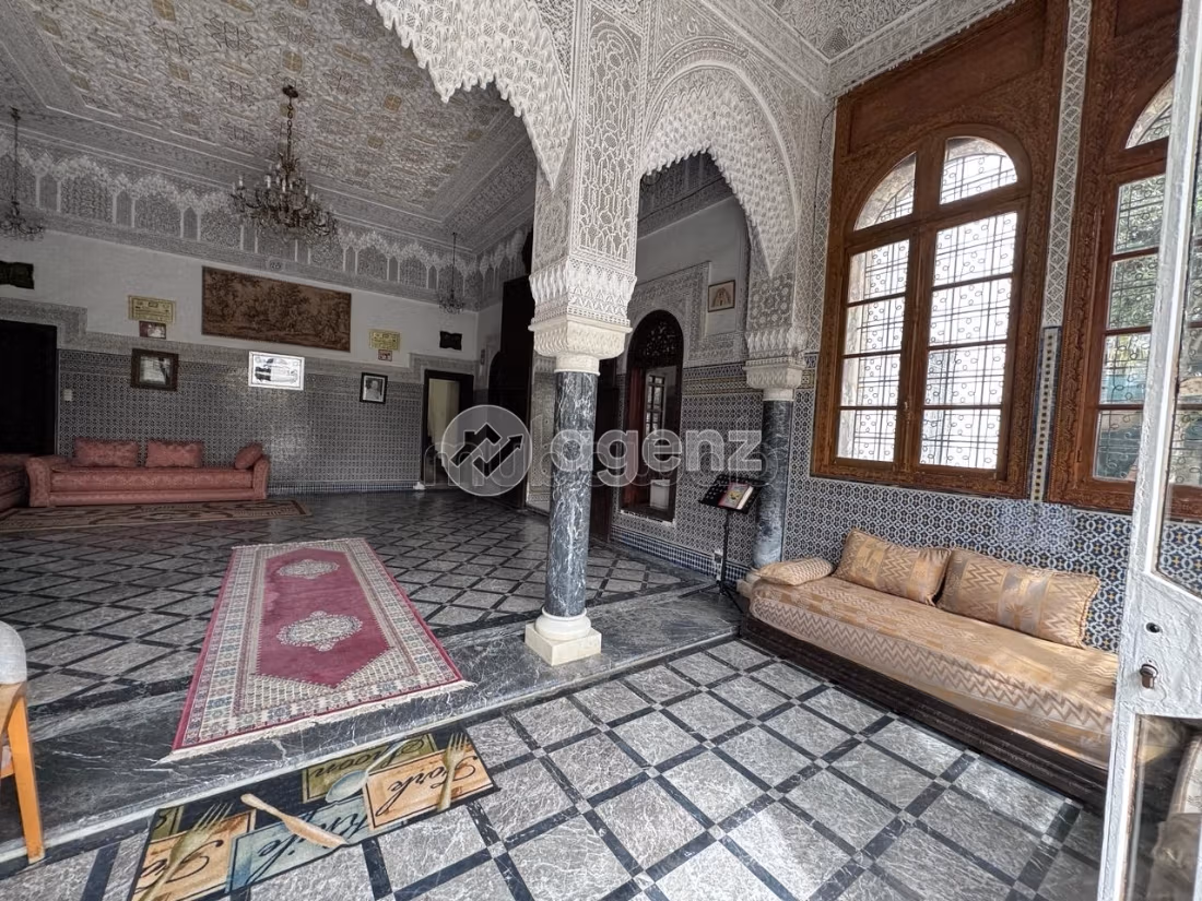Villa te koop 1.340 m², 5 slaapkamers Mers Sultan Casablanca