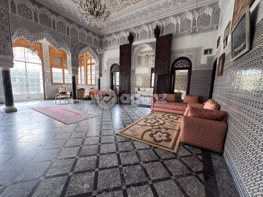 Villa te koop 1.340 m², 5 slaapkamers Mers Sultan Casablanca