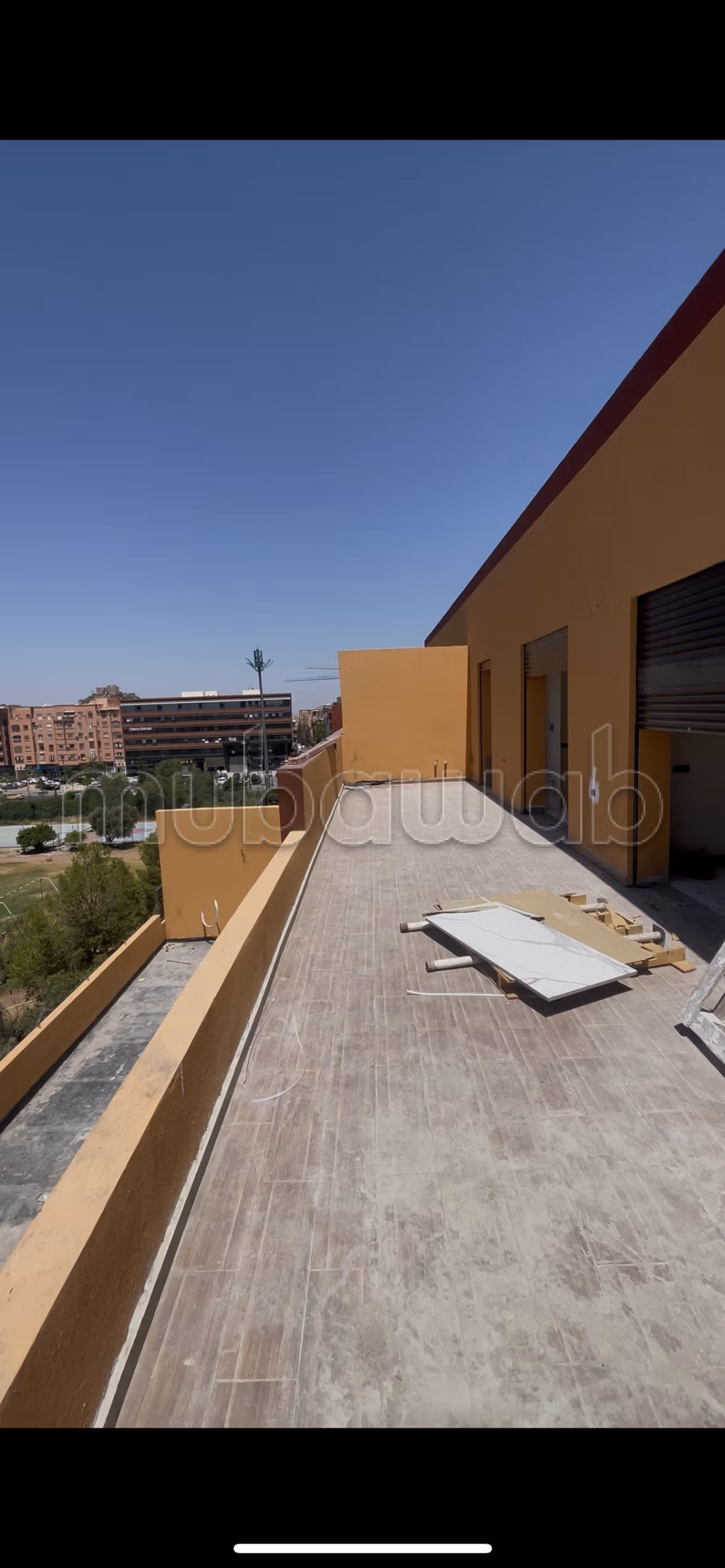 Appartement à vendre à Ouasis.
Superficie 125 m²