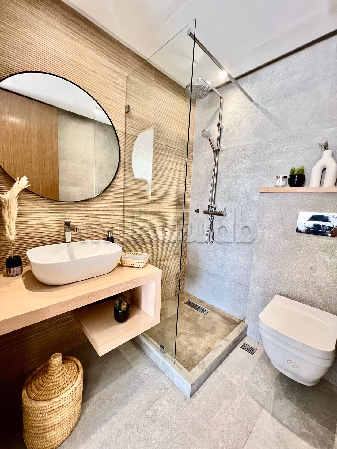 Chic and bright apartment never rented