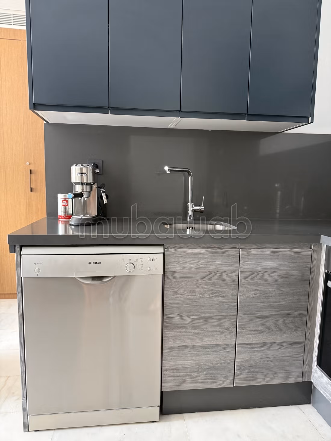 Chic and bright apartment never rented