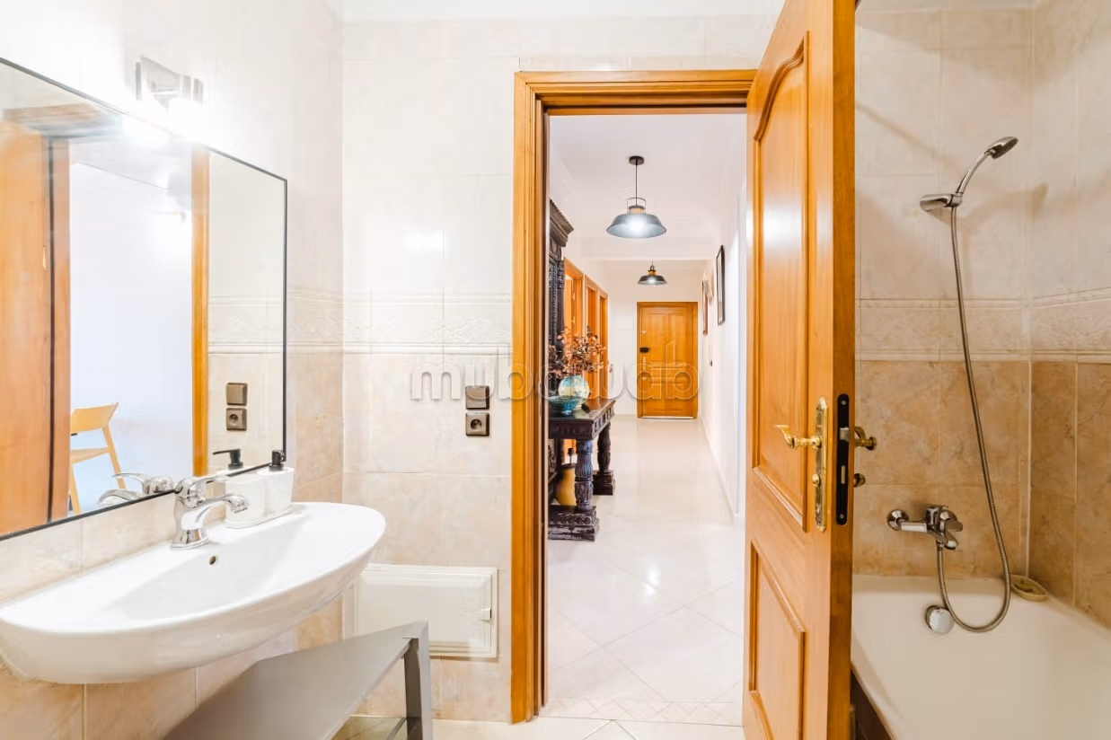 À louer appartement meublé de standing à Gueliz — 3