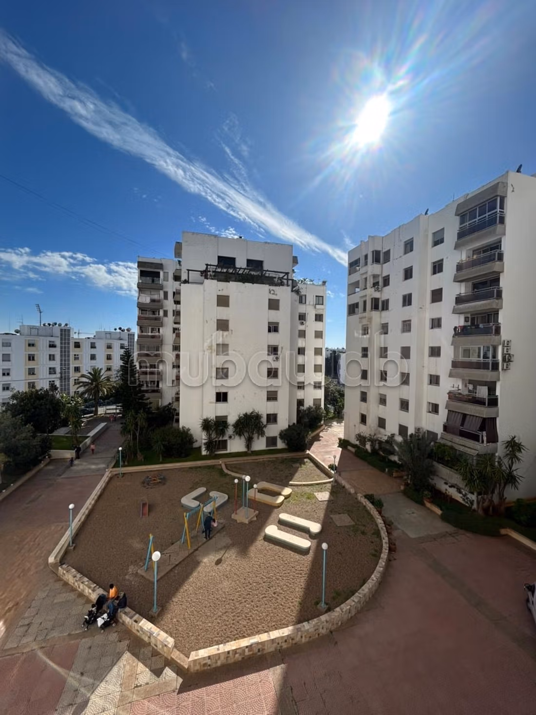 Appartement en vente à Maârif Extension. 
2 chambres. 
Meublé — 3