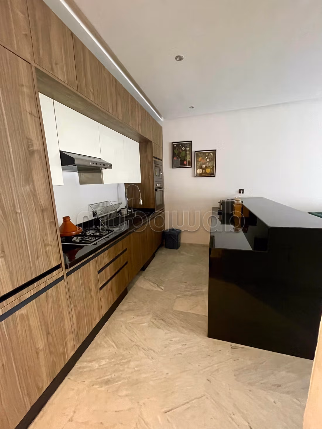 Bel appartement en location à Riviera. Surface totale 90 m². Bien meublé — 2