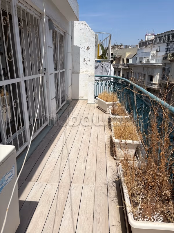 Vendita appartamento con terrazza nel quartiere Racine