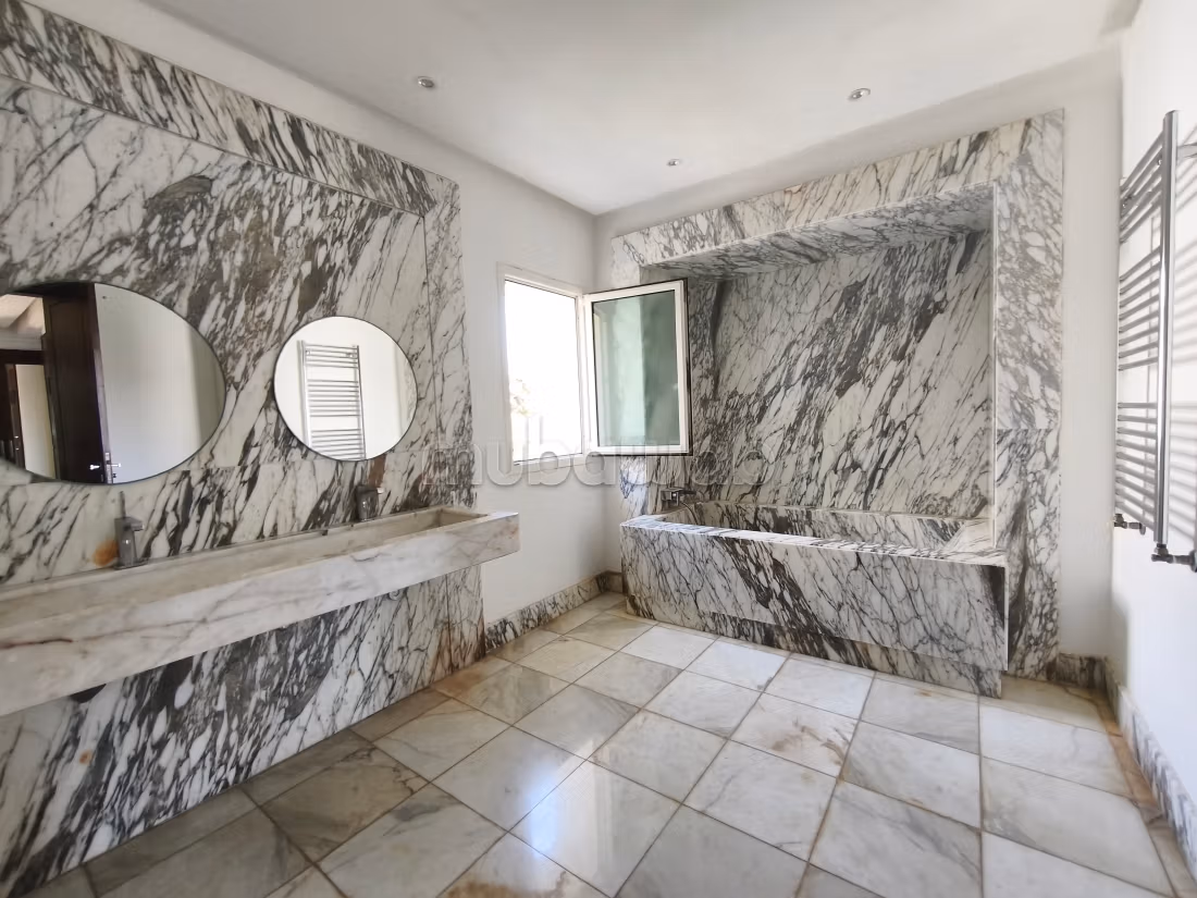Magnifique villa à louer à Dar Bouazza