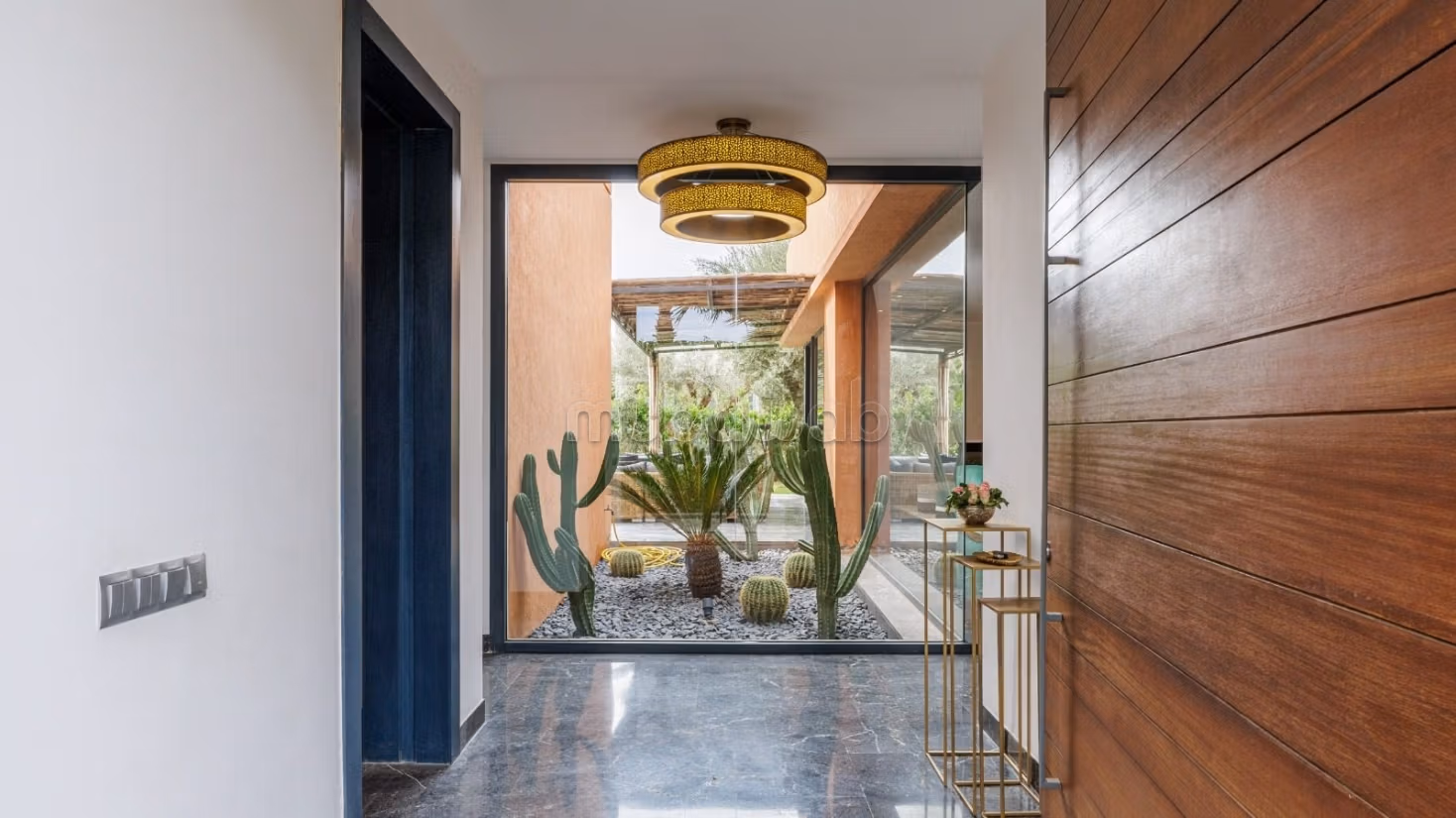 Location longue durée magnifique villa de 4 suites — 3
