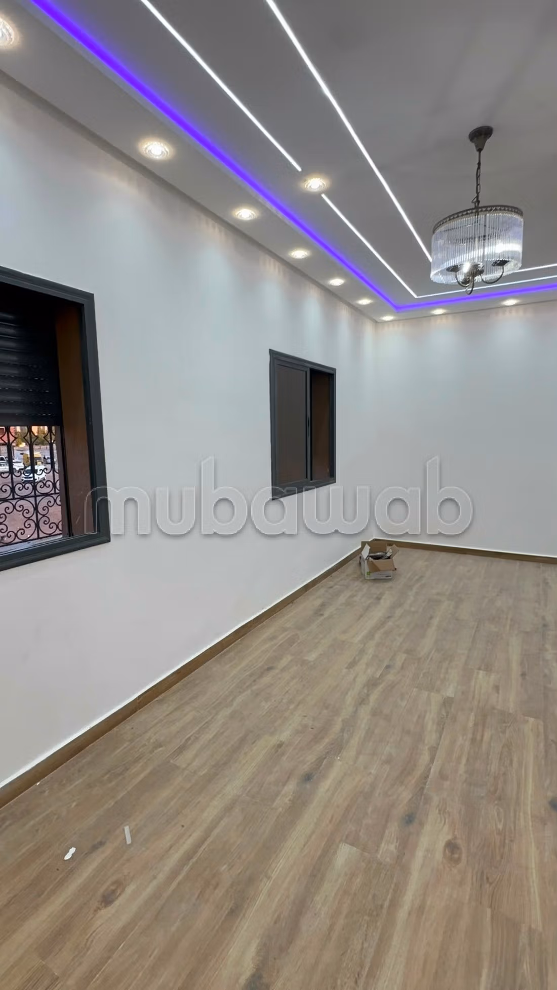 Maison magnifique à vendre à Al-Mahamid. 6 pièces excellentes. Cuisine bien équipée