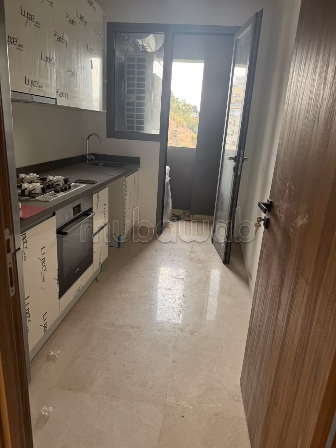 Appartement en vente à De La Plage. 4 pièces. Environnement calme avec vue sur la montagne, porte blindée — 5