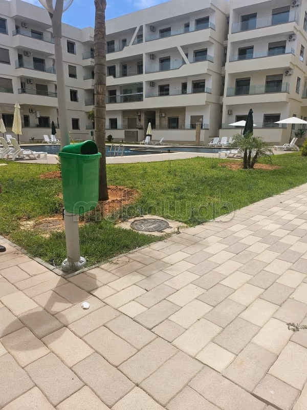 Appartement en vente à Plage Oued Cherrat. 
Surface totale 56 m². 
Bien meublé