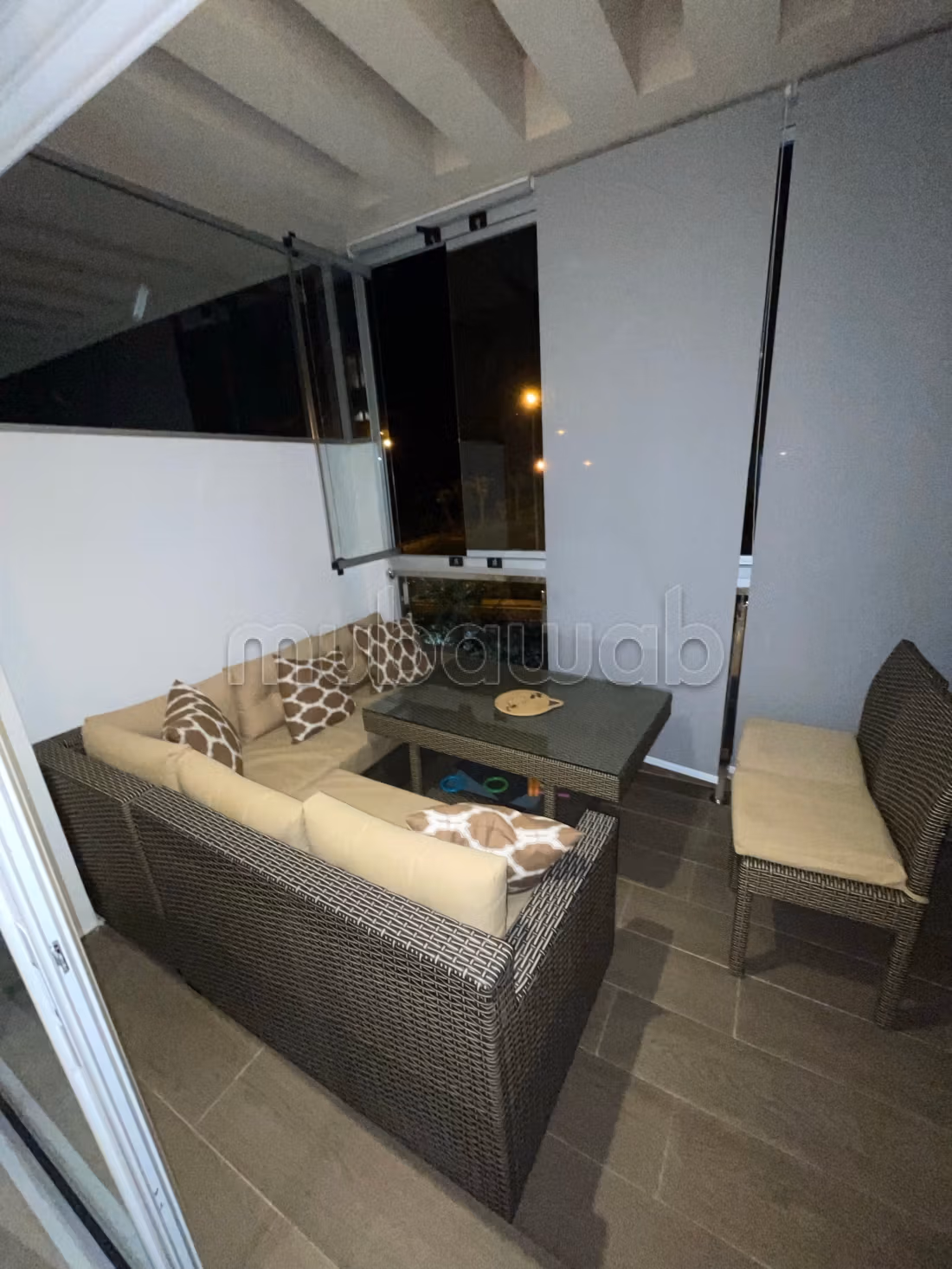 Apartment for sale in Sidi Rahal Chatai. 3 comfortable rooms. Satellite dish, secure residence