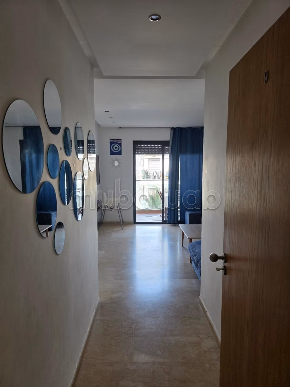 Location saisonnière à Dar Bouazza. 
Surface de 90 m². 
Vue imprenable sur la mer, double vitrage