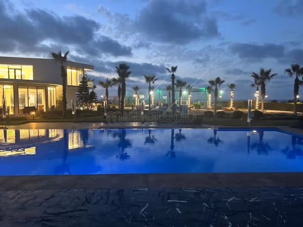 Luogo stagionale a Dar Bouazza. Superficie di 90 m². Vista mozzafiato sul mare, vetro doppio